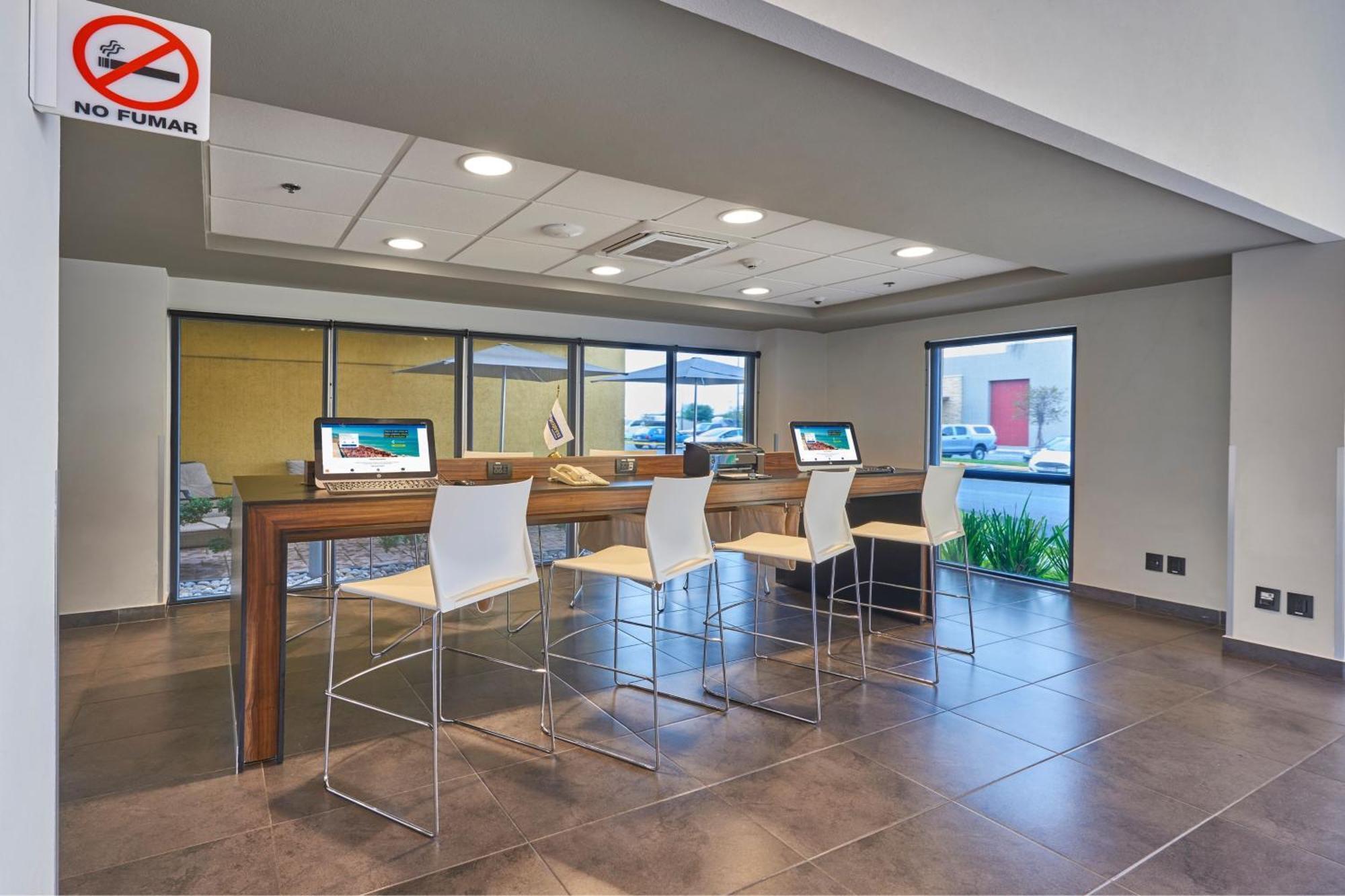 City Express By Marriott Monterrey Norte Rancho Los Encinitos المظهر الخارجي الصورة