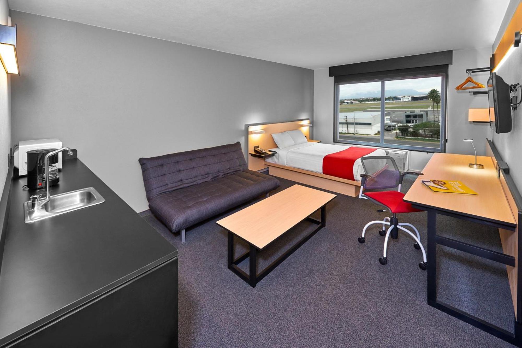City Express By Marriott Monterrey Norte Rancho Los Encinitos المظهر الخارجي الصورة